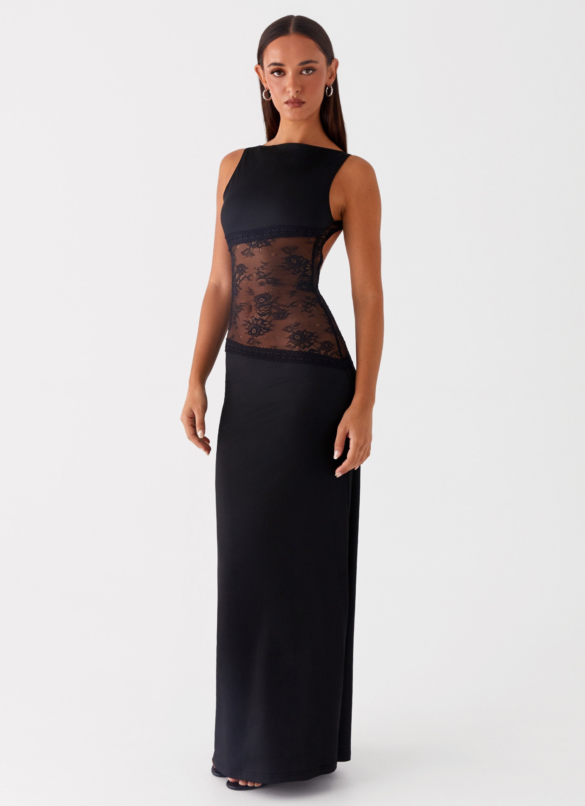 Lucindae-Flowing-silhouette-Maxi-dress-15139769614720-Santi-Vento-Atelier-2.jpg